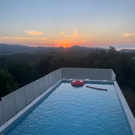 Phi Villa *