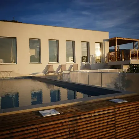 Phi Villa *
