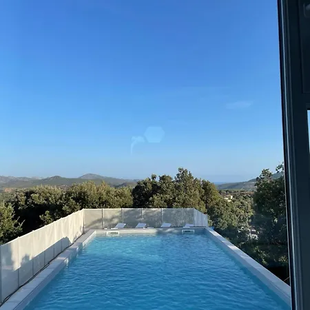 Phi Vila